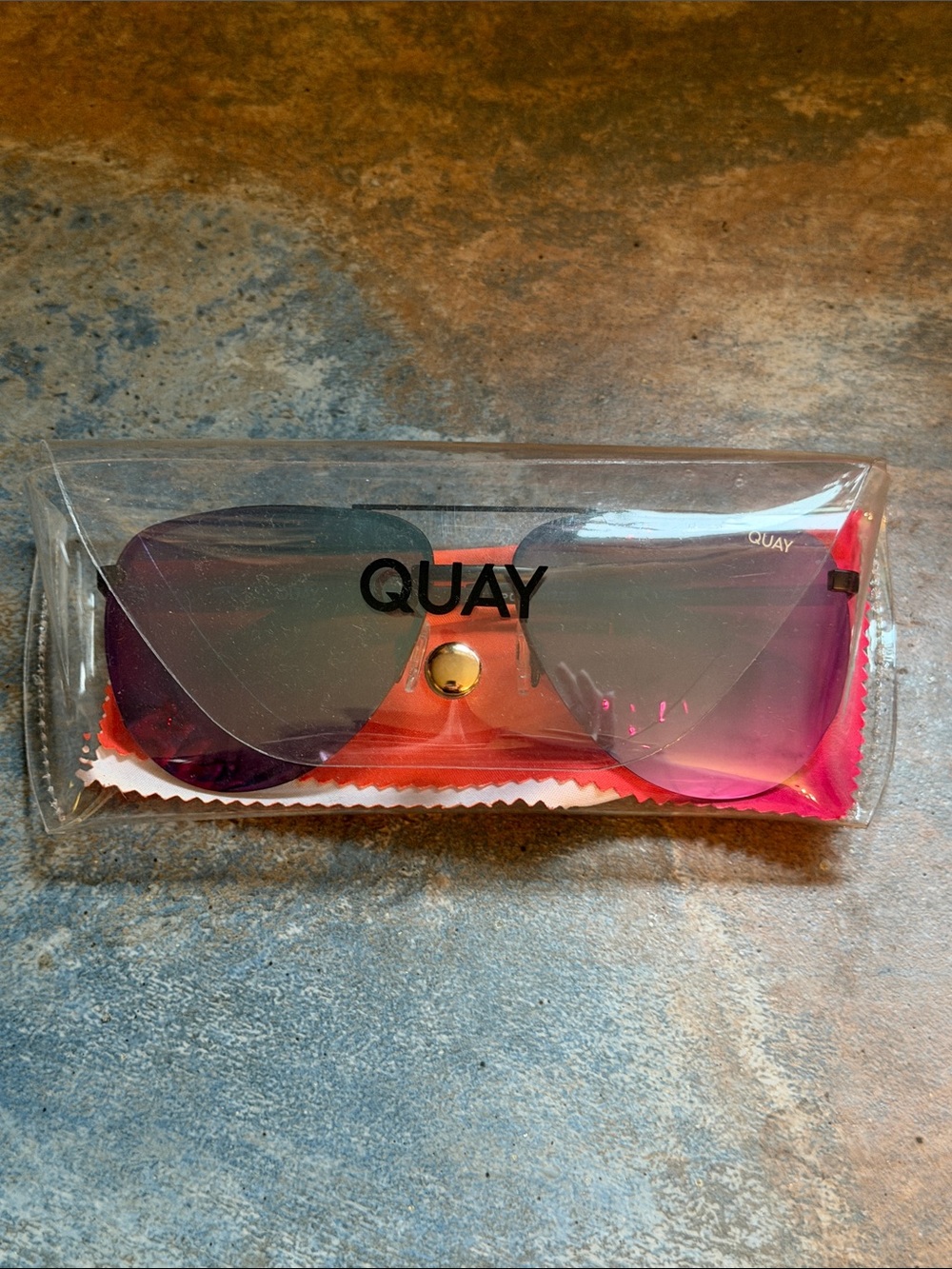 Quay Australia Pink Gradient Aviator Sunglasses with Mirrored Lenses